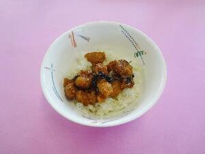 トリニータ丼